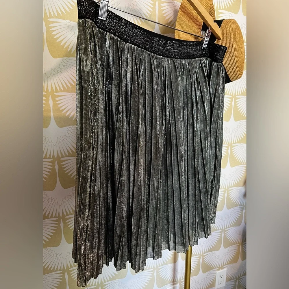 A Beautiful Soul Shawna Skirt - Gunmetal - Picture 4 of 8